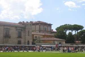 Xtrallusion photo gallery of Italy. Photos, pictures, images and photographs of the Italian Rivieras, the Italian Lakes, the Italian Alps, the Cinque Terre, the Amalfi coast and some of the most beautiful corners of Italy. Plus photos of Italian cities such as Pisa, Milan, Genoa and Rome.